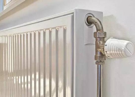 家用暖氣片施工完后如何驗(yàn)收?照著這幾點(diǎn),包你溫暖過(guò)冬